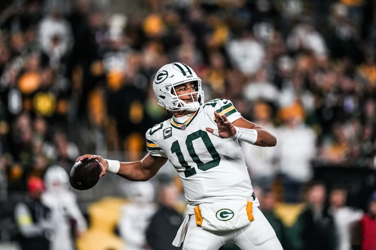 O jogo era um dos mais esperados da temporada e era a chance de Aaron Rodgers vencer o único time que não venceu em sua carreira.